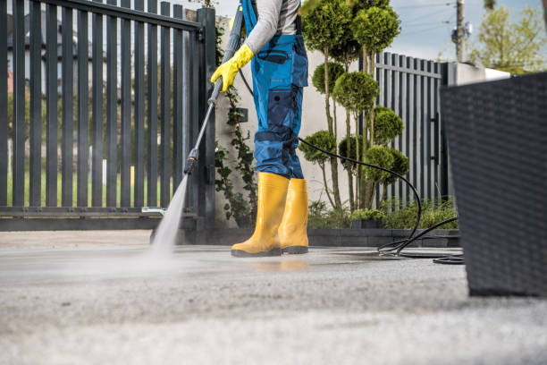 Best Commercial Building Pressure Washing  in Pendleton, IN